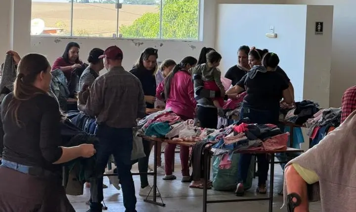 Programa Aquece Maripá realiza distribuição de roupas e beneficia famílias do município