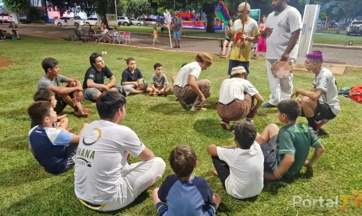 Projeto Capoerê Palotina oferece aulas gratuitas de capoeira no Ginásio Zigmundo Antochychen (Gool Bool)