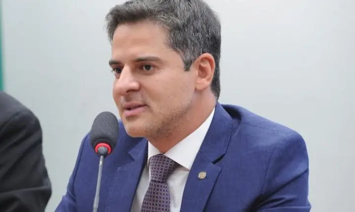 Proposta exige classificação indicativa detalhada para desenhos animados
