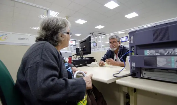 Projeto prevê espaço exclusivo para atendimento a idosos em prédios públicos