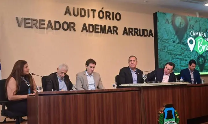 Setor produtivo do Ceará defende reajuste automático do teto do MEI em seminário da Câmara