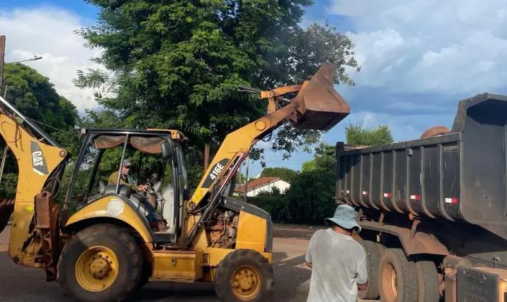 Secretaria de Transportes e Obras Públicas realiza melhorias no distrito de São Camilo