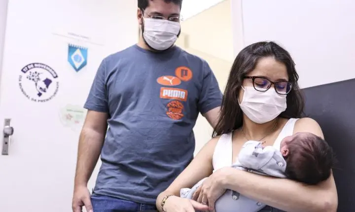 Agosto Dourado reforça a importância do aleitamento materno no Brasil