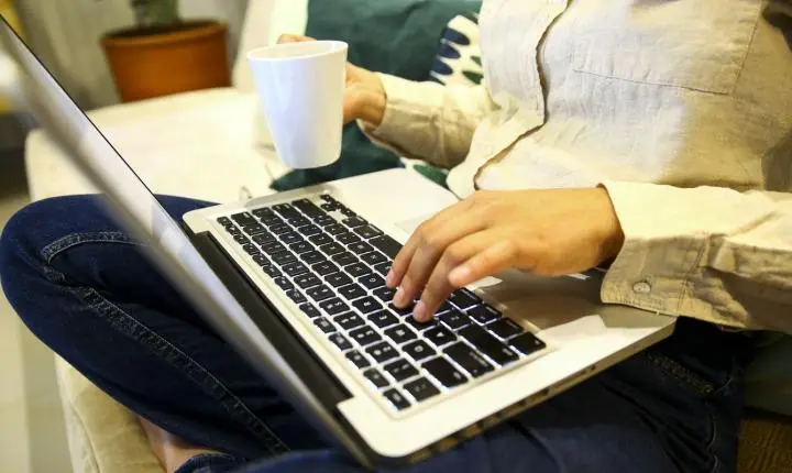Cerca de 70% dos brasileiros temem a venda de medicamentos pela internet