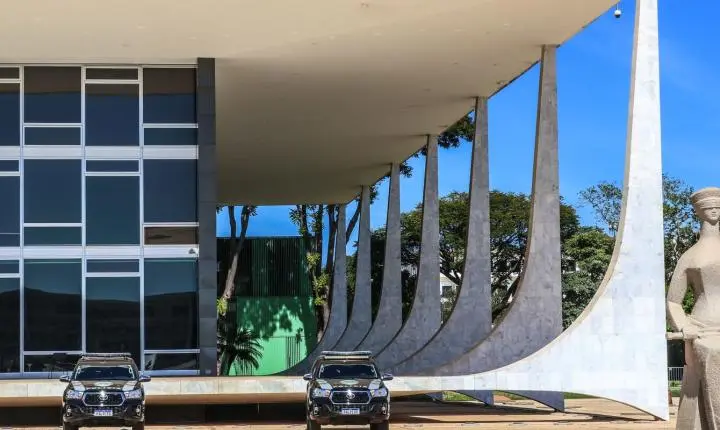 STF retoma o julgamento sobre uberização de motoristas nesta quinta