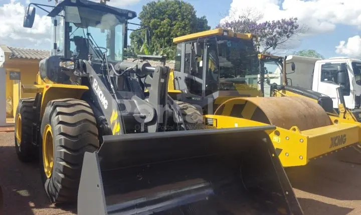 Administração Municipal de Terra Roxa entrega novos maquinários para o distrito de Santa Rita