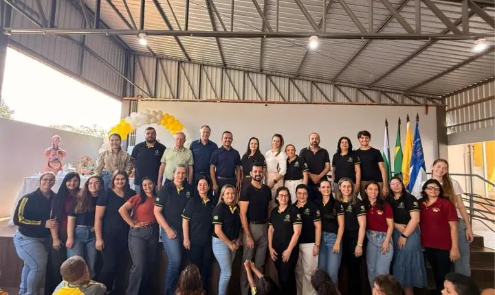 Terra Roxa amplia tecnologia nas escolas com novos Chromebooks