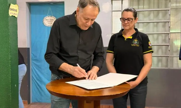 Terra Roxa amplia tecnologia nas escolas com novos Chromebooks