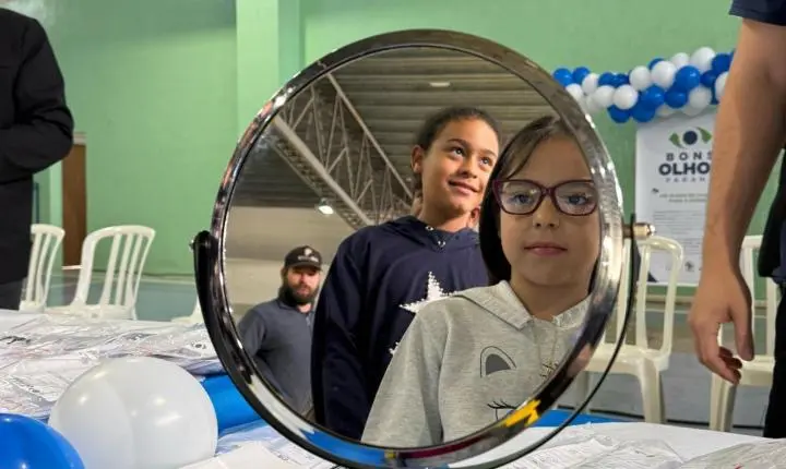 Terra Roxa avança na educação e agora garante exames de vista e óculos gratuitos para estudantes