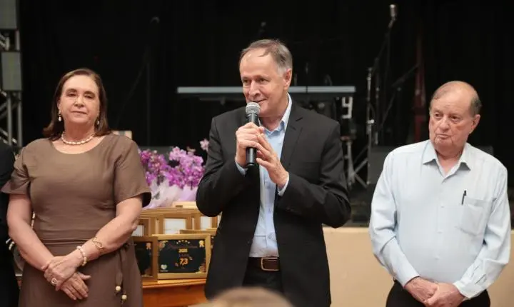 Terra Roxa celebra o Dia dos Professores com noite de confraternização e reconhecimento