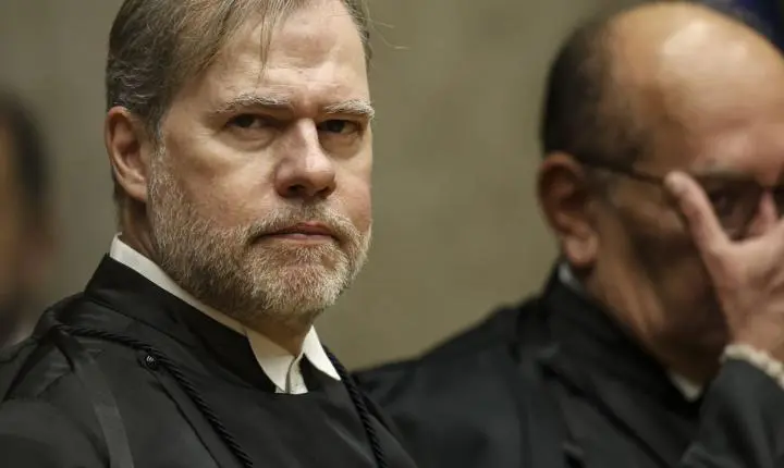 Dias Toffoli suspende a propaganda eleitoral na internet de Wilson Grassi
