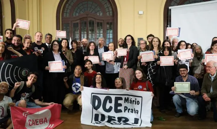 UFRJ entrega diplomas póstumos para estudantes perseguidos na ditadura