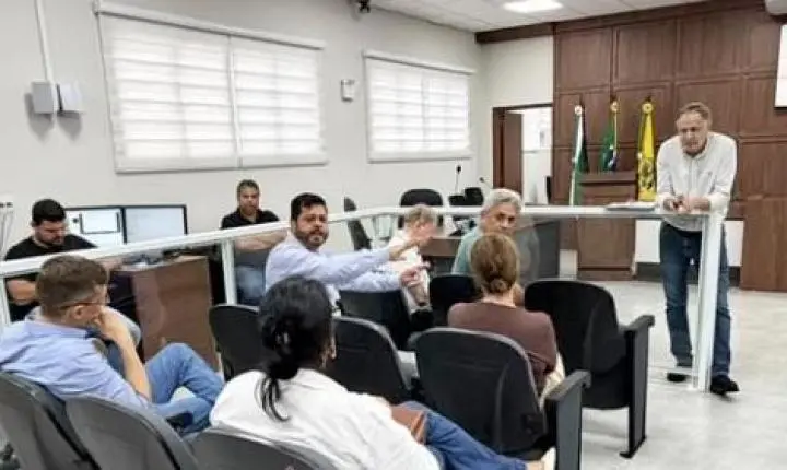 Vereadores se reúnem com prefeito, vice-prefeita e secretários municipais para alinhar demandas da população
