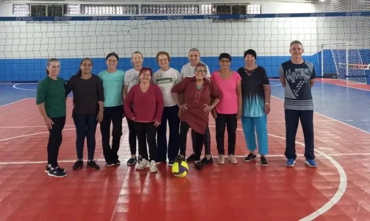 Vôlei Gigante incentiva saúde, integração e qualidade de vida para pessoas acima de 55 anos em Palotina