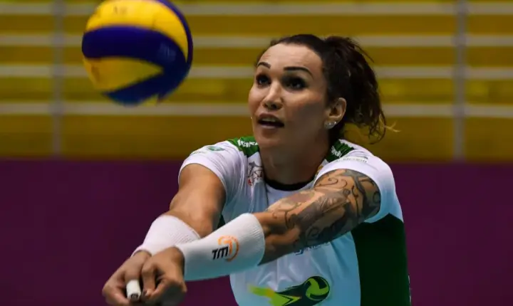 Tifanny abreu volta a ser impedida de atuar no vôlei feminino após decisão