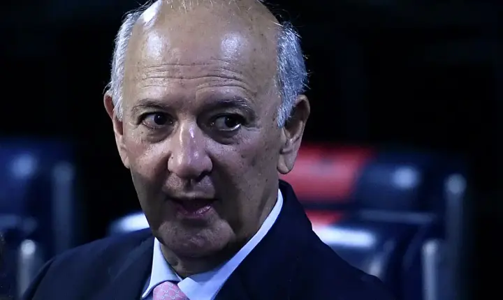 TSE nega registro de candidatura de Arruda ao governo do Distrito Federal