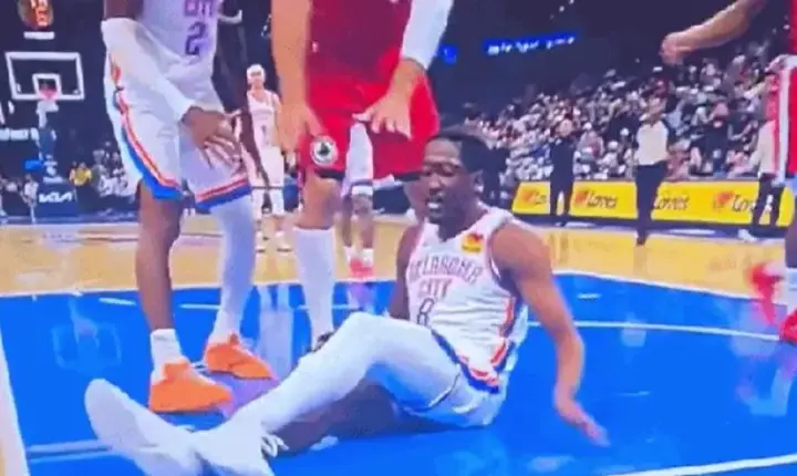 Jogador do Thunder sofre forte lesão na NBA durante vitória sobre os Clippers