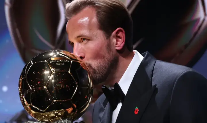 Harry Kane conquista a Bola de Ouro em cerimônia realizada em Londres