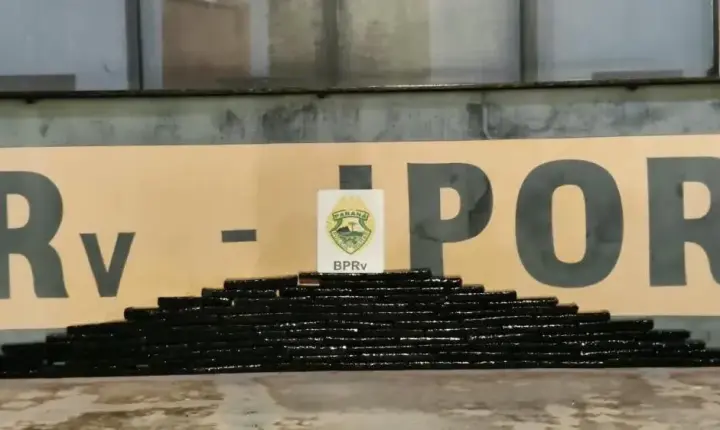 Polícia Rodoviária apreende mais de 60 quilos de maconha escondidos em caminhonete na PR-323